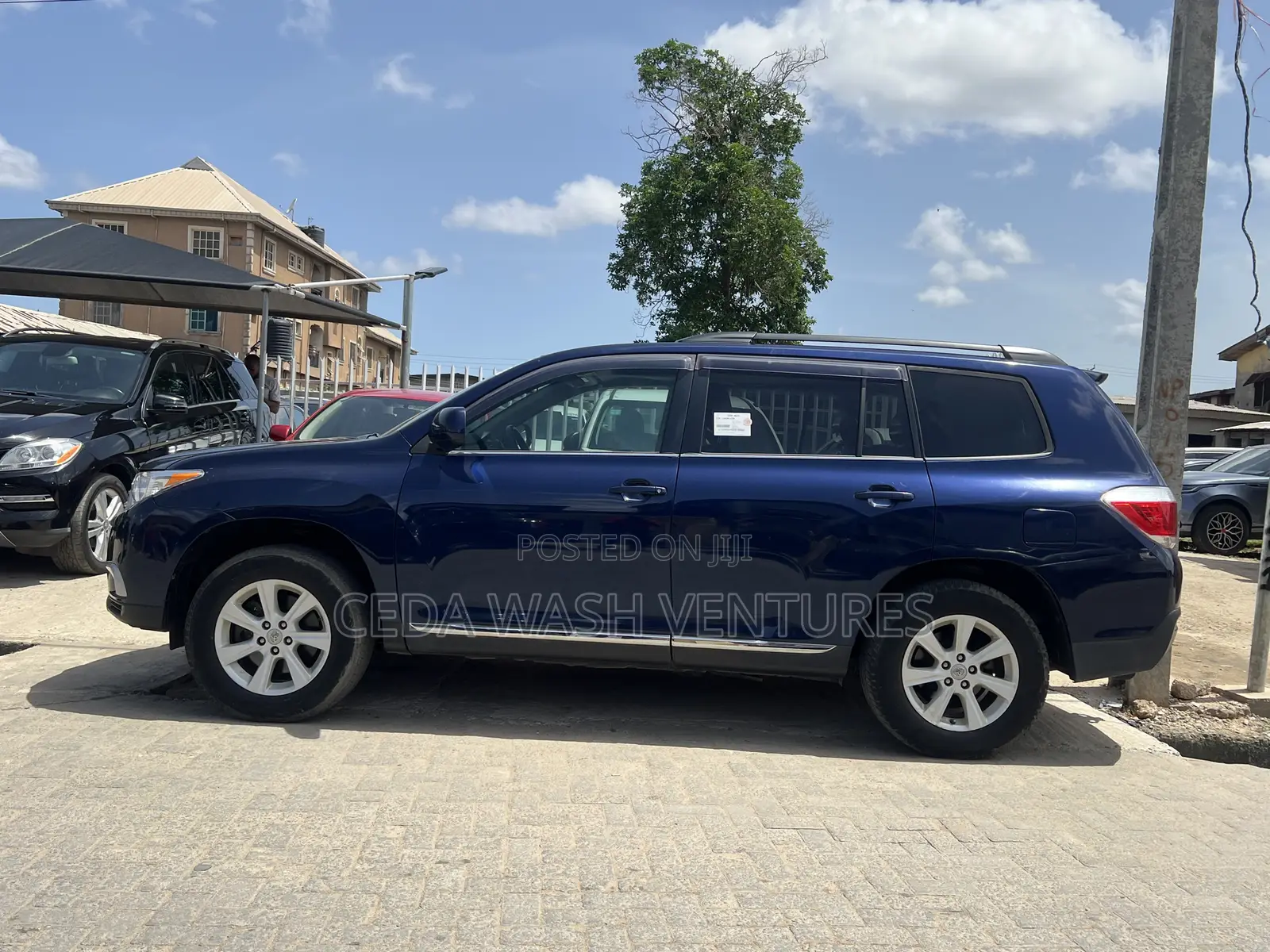 Toyota Highlander 3.5L 2WD 2013 Blue