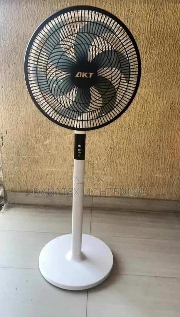 Modern Akt Solar Fan