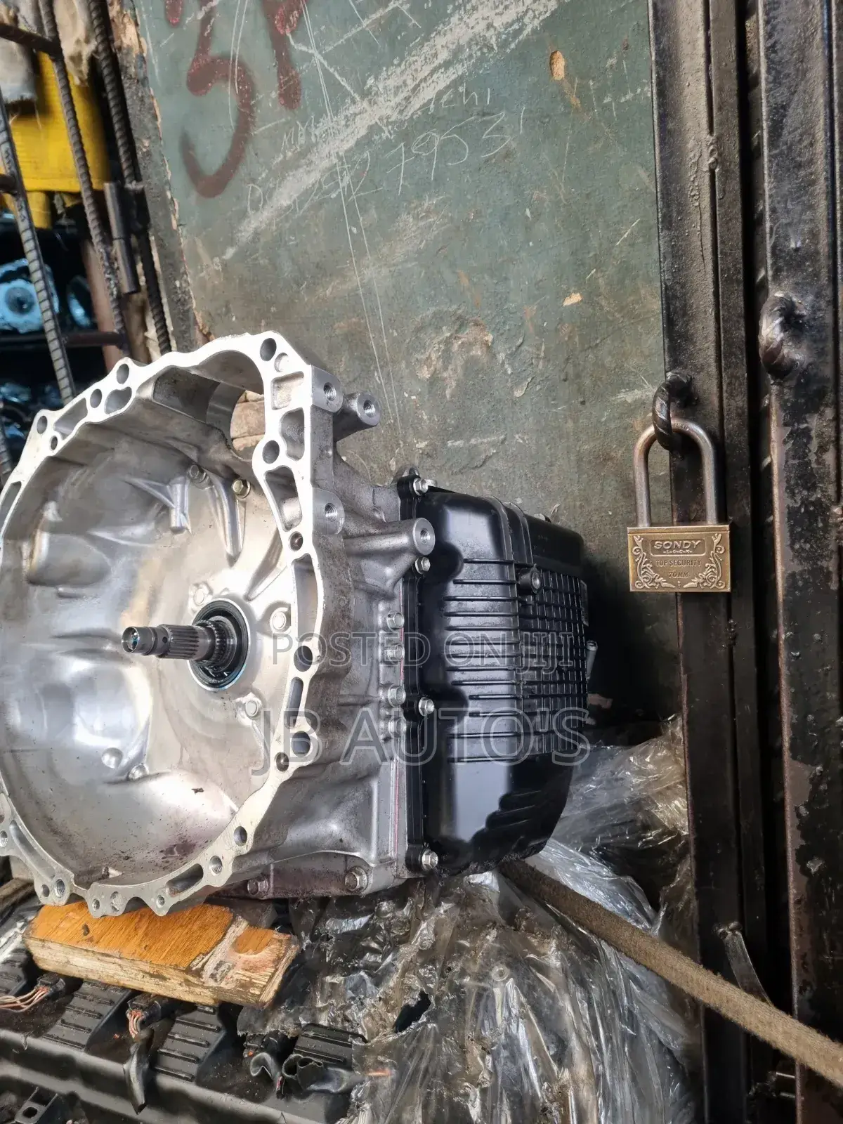 Grade 0ne Gearbox (30pin) For Toyota Highlander 2017- 2018 (2)Wheel
