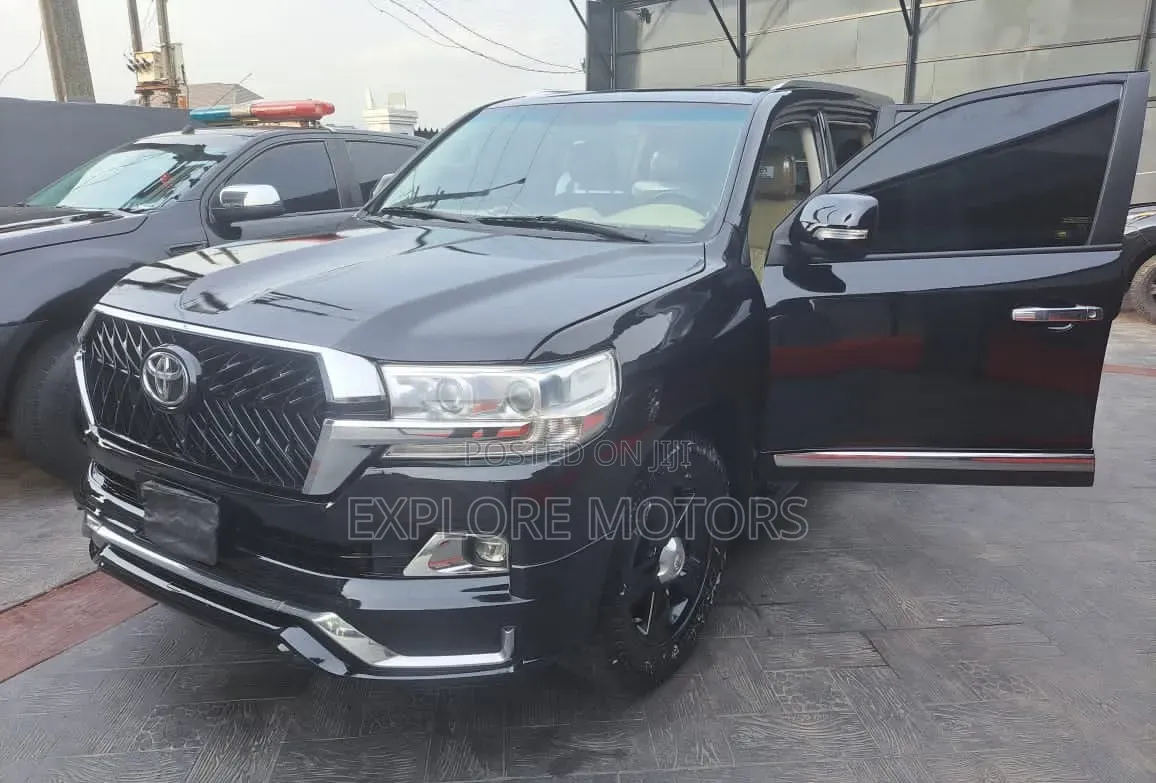 Toyota Land Cruiser 2021 Black