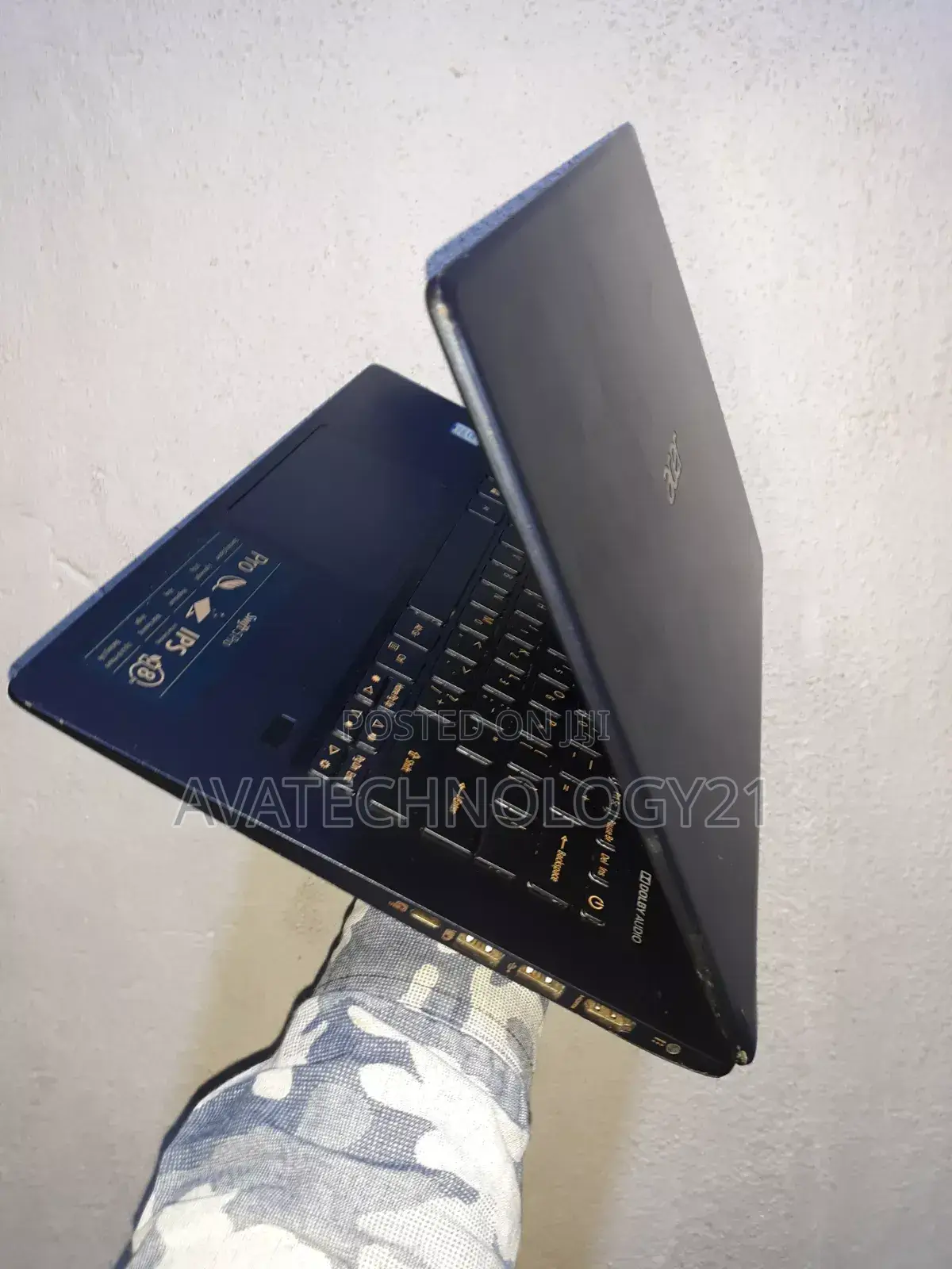 Laptop Acer Swift 5 Pro 8GB Intel Core i5 SSD 256GB