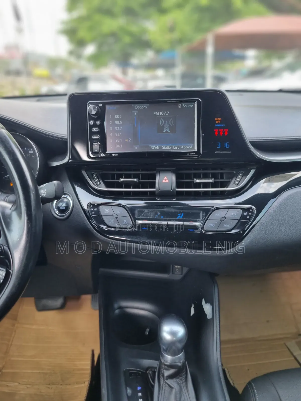 Toyota C-HR 2017 Black