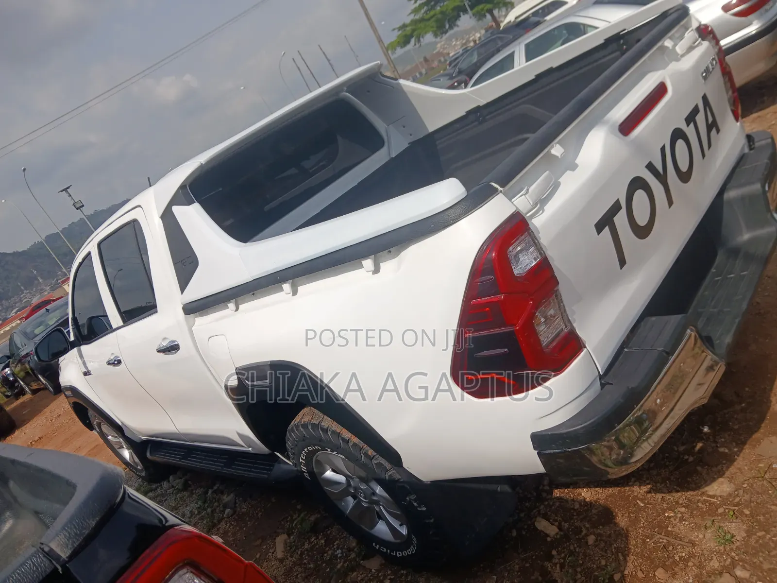 Toyota Hilux 2018 White
