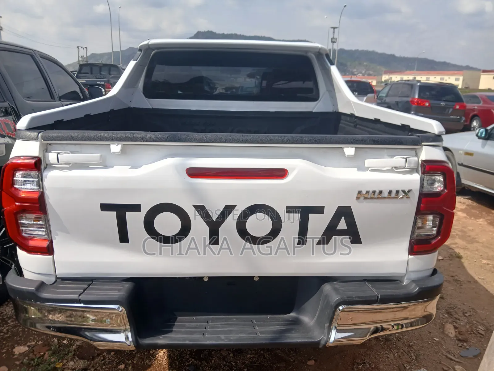 Toyota Hilux 2018 White