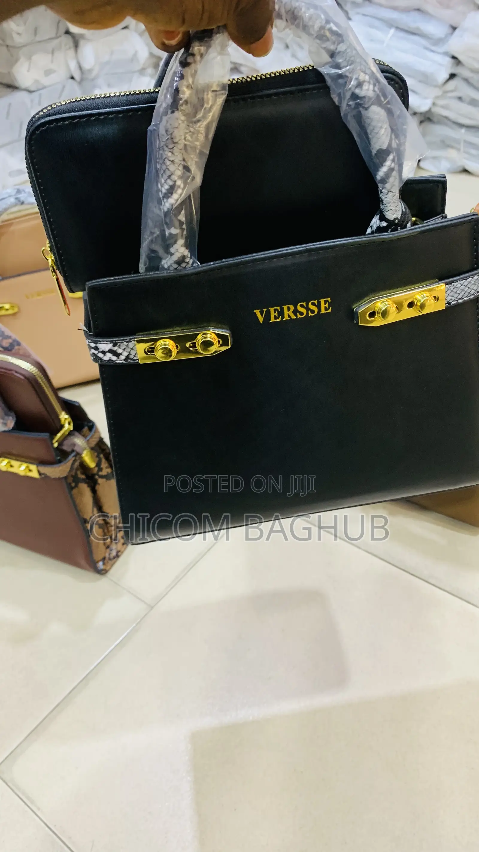 Verse Quality Bag With Different Colors