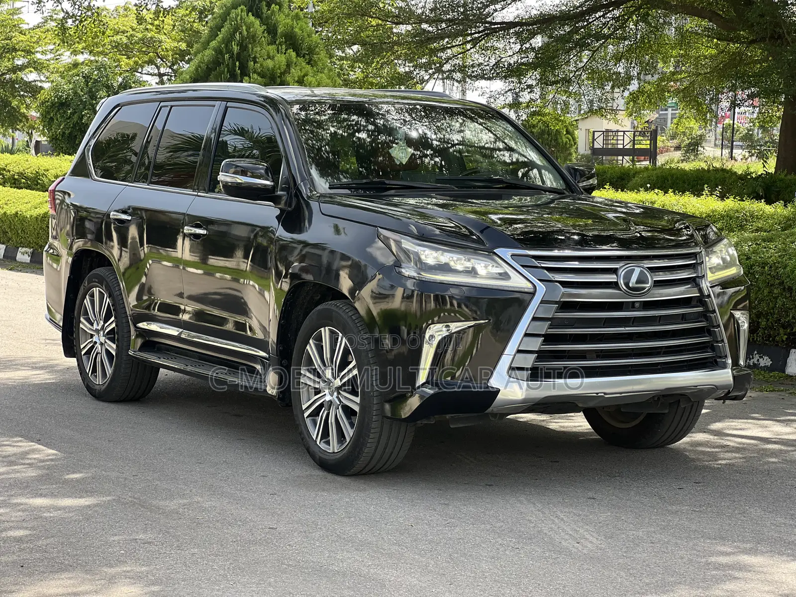 Lexus LX 570 (5 seats) AWD 2016 Black