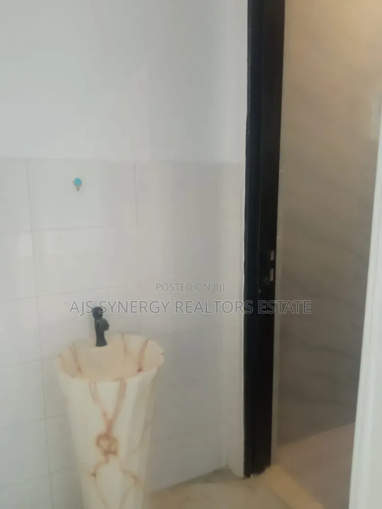 3bdrm Duplex in Ologolo for rent