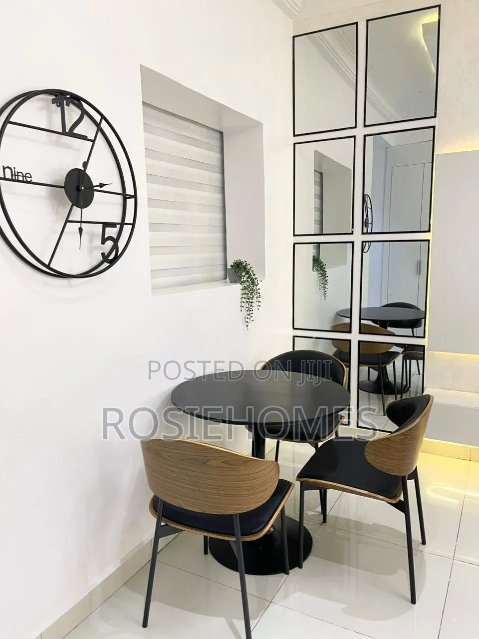 Furnished 2bdrm Apartment in View Estate, Chevron for rent
