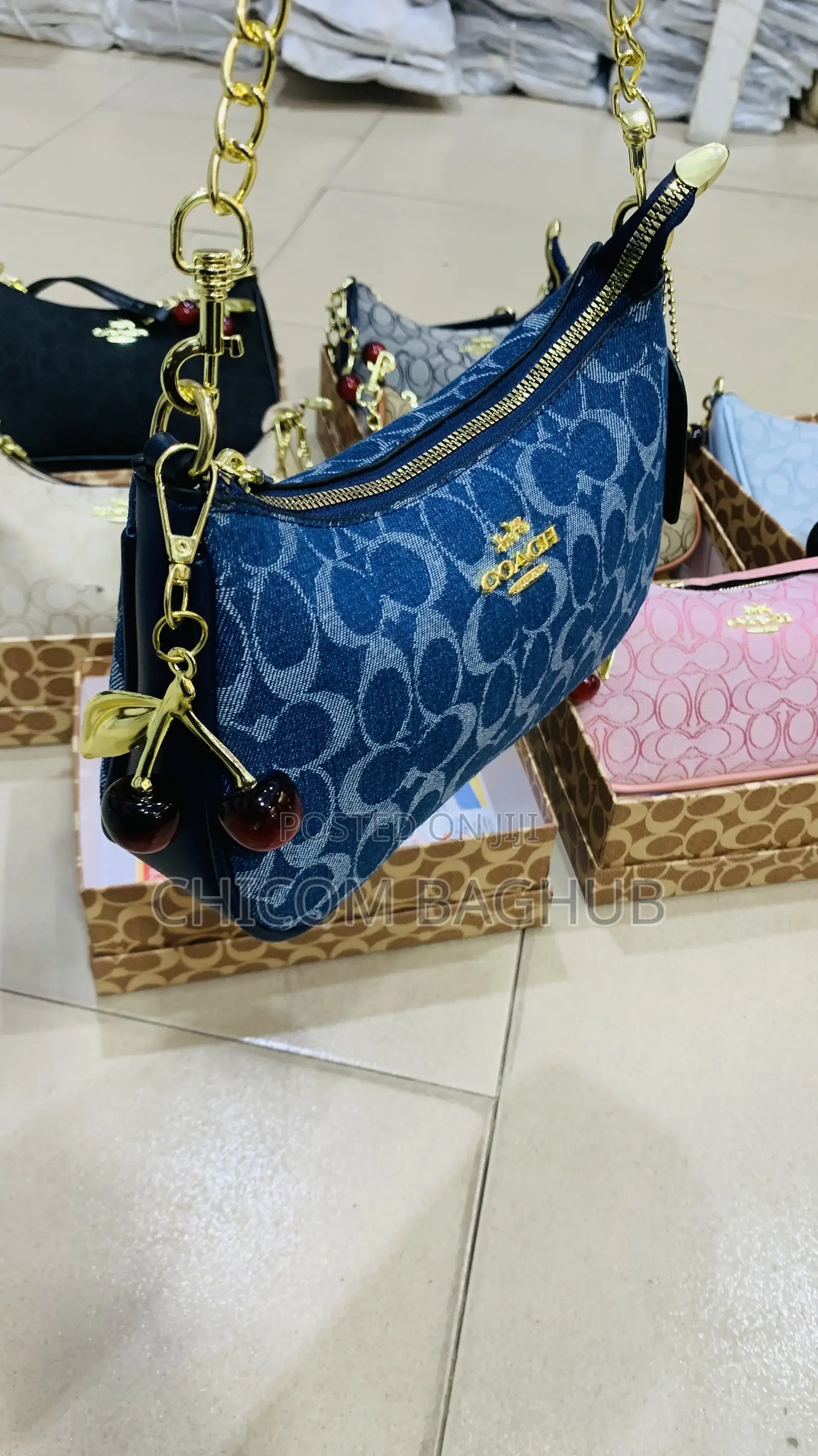 Coach Quality Bag in Different Colors Cherry