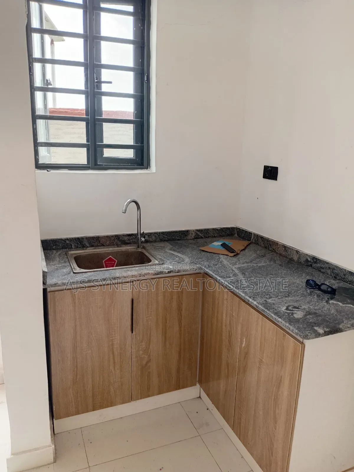 2bdrm Duplex in Ikate for rent