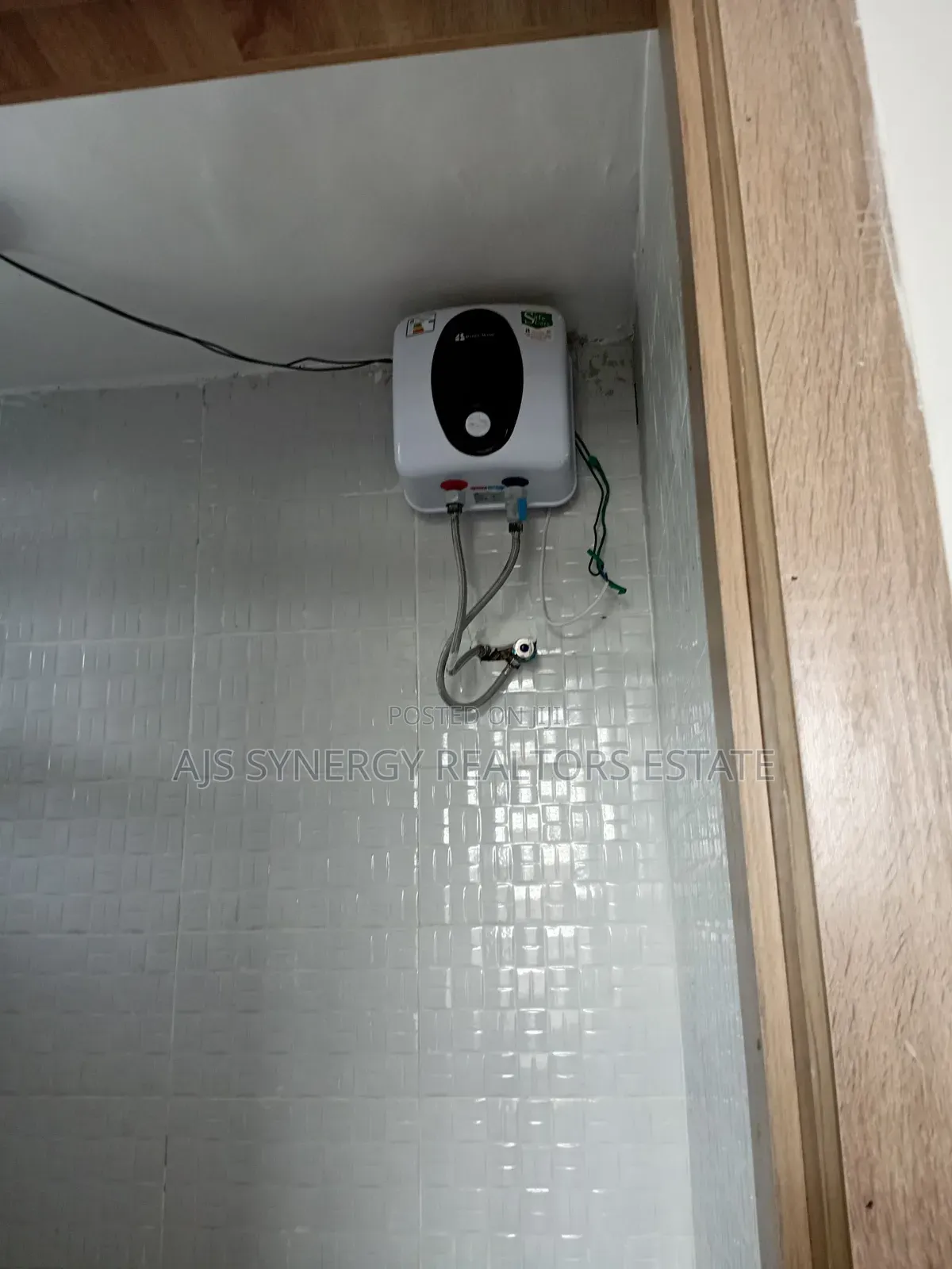 2bdrm Duplex in Ikate for rent