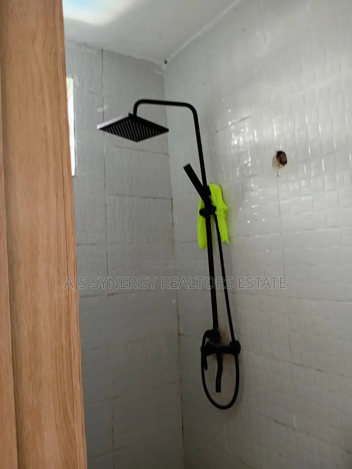 2bdrm Duplex in Ikate for rent