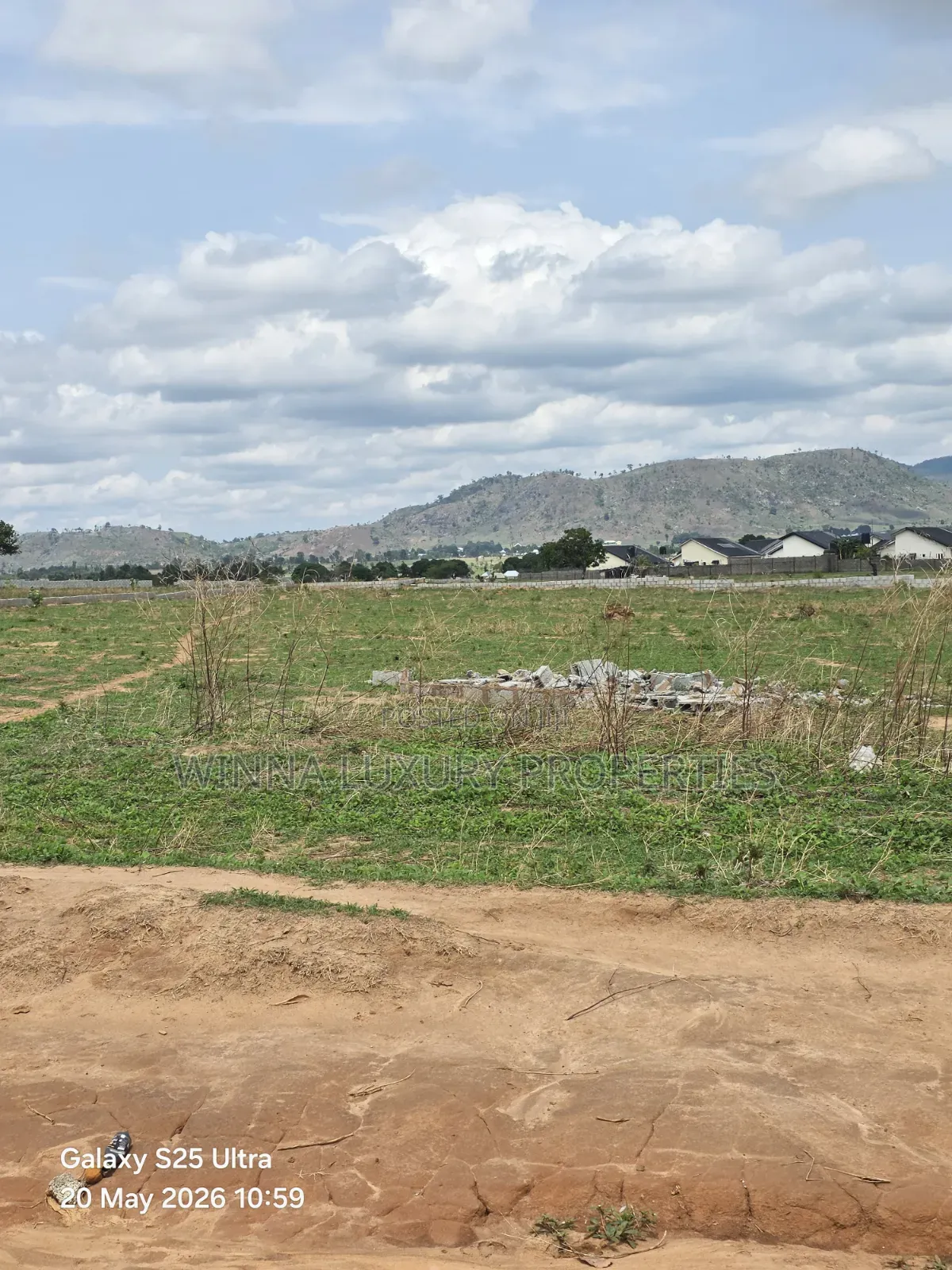 1000sqm Kuje Land