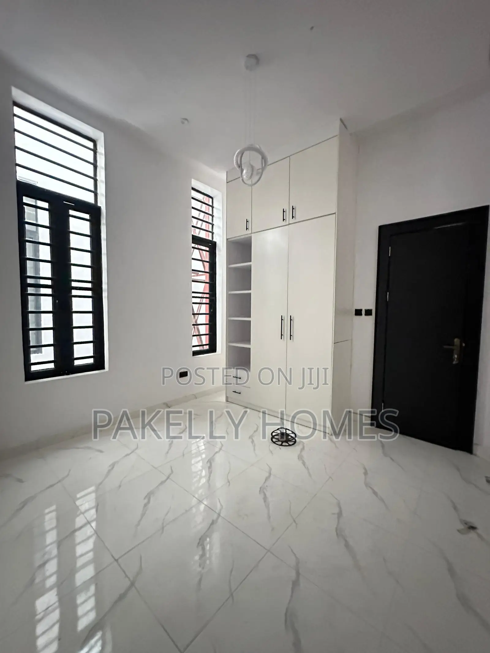 Spacious Luxury 4 Bedroom Fully Detached Duplex