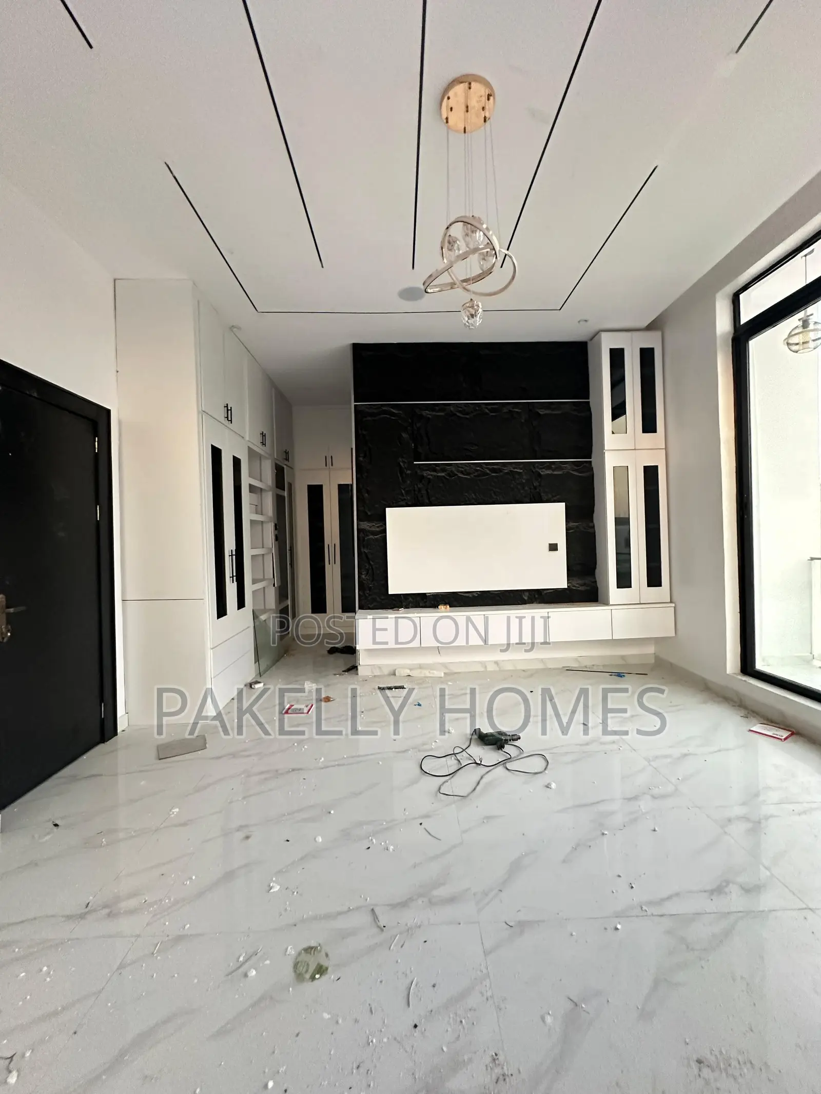 Spacious Luxury 4 Bedroom Fully Detached Duplex