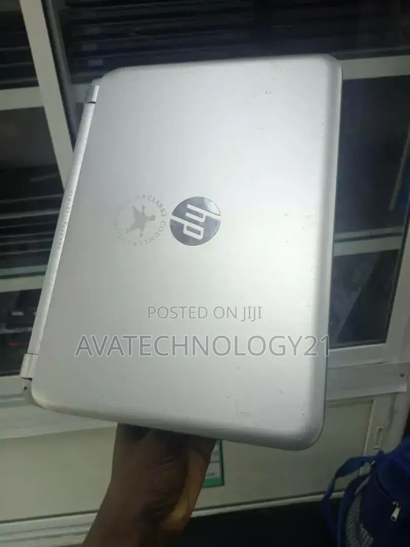 Laptop HP 215 G1 4GB AMD SSD 320GB