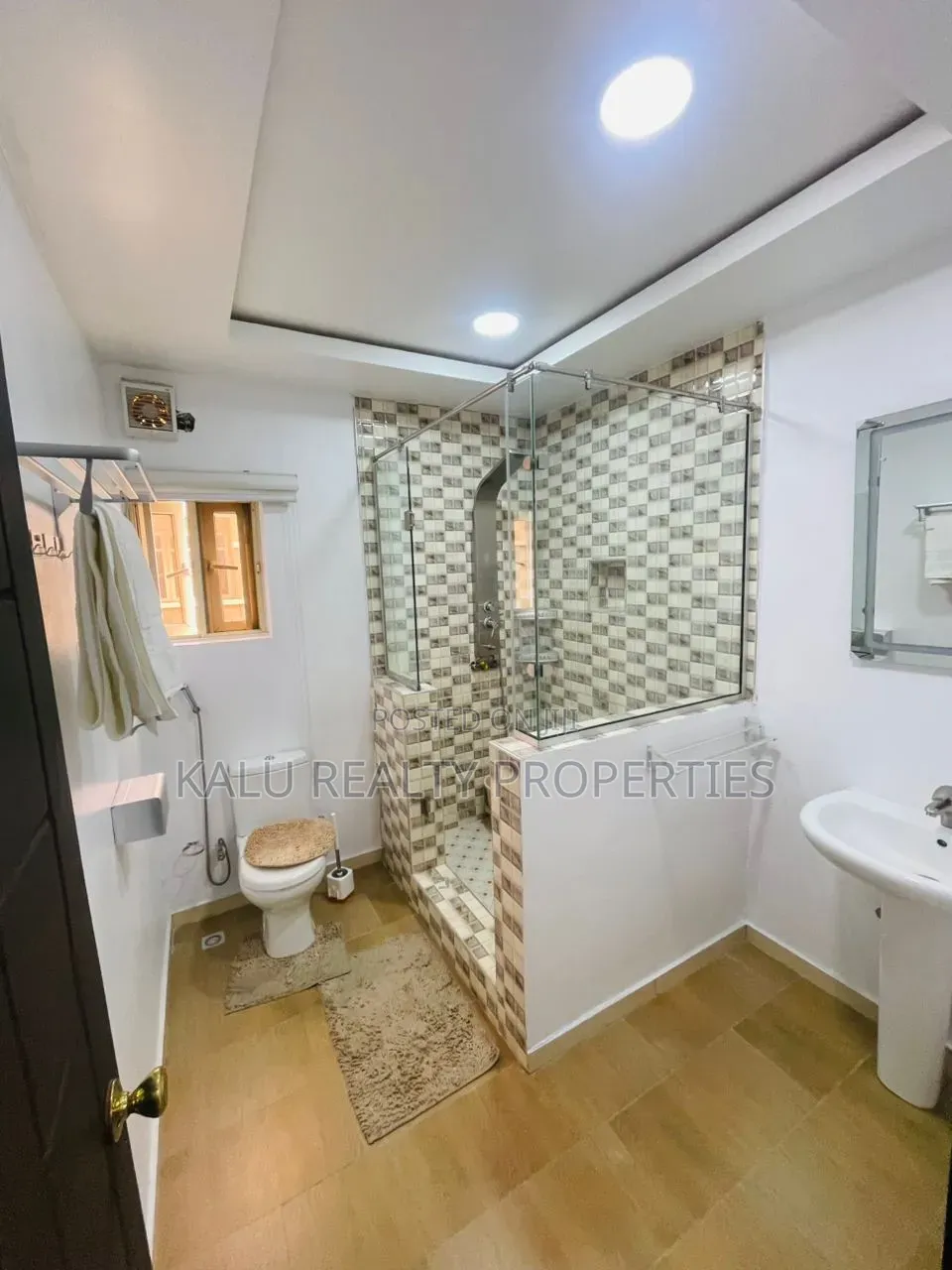 Luxurious 5 Bedroom Detached Duplex With Excellent Facilities