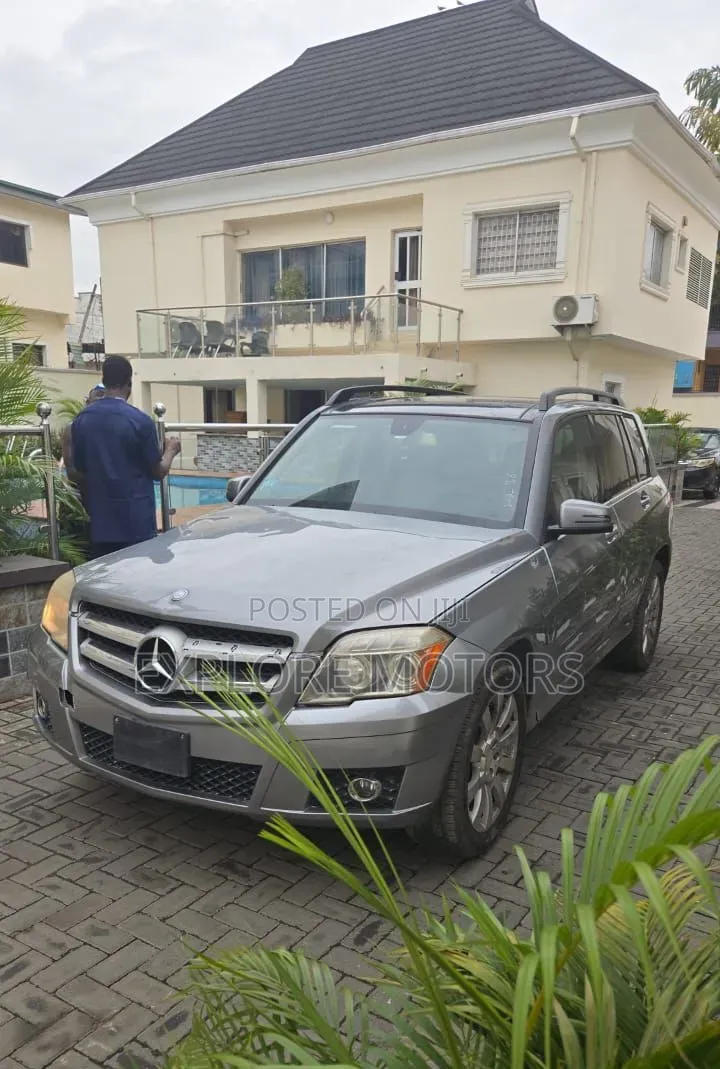 Mercedes-Benz GLK-Class 2012 Silver