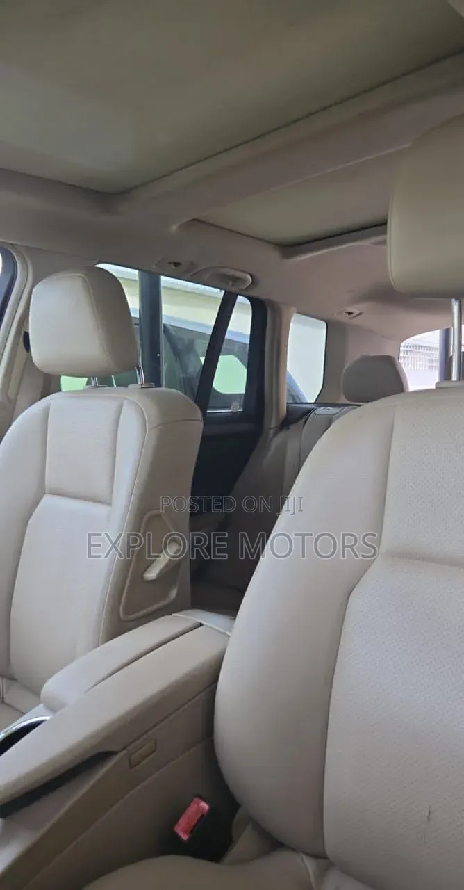 Mercedes-Benz GLK-Class 2012 Silver