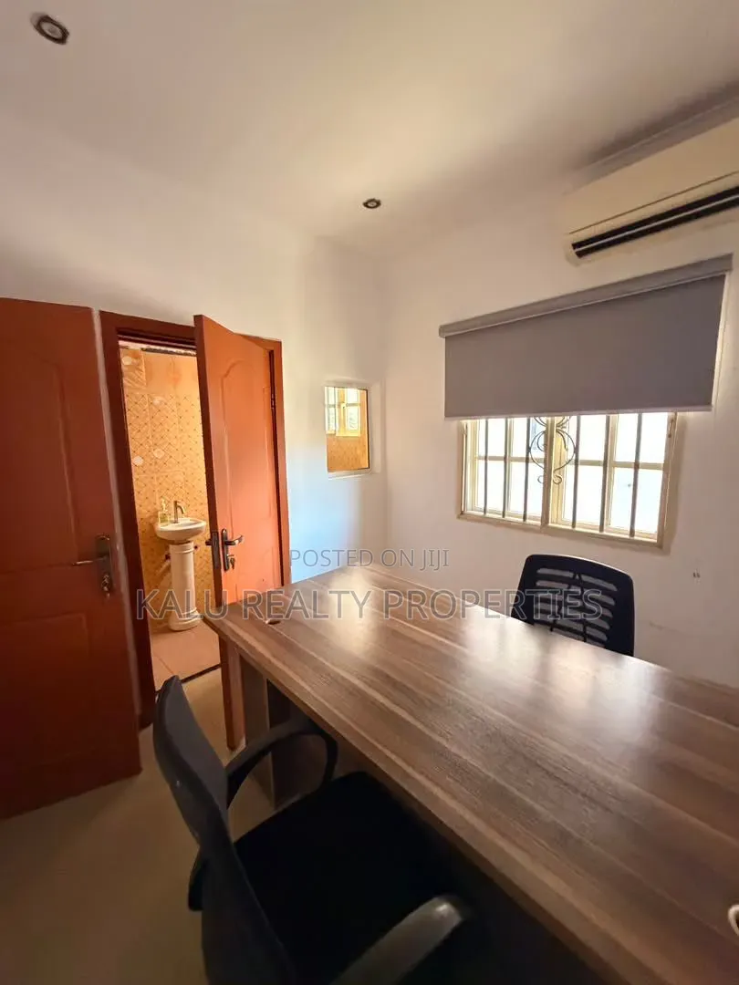Beautiful Office Space With Excellent Facilities