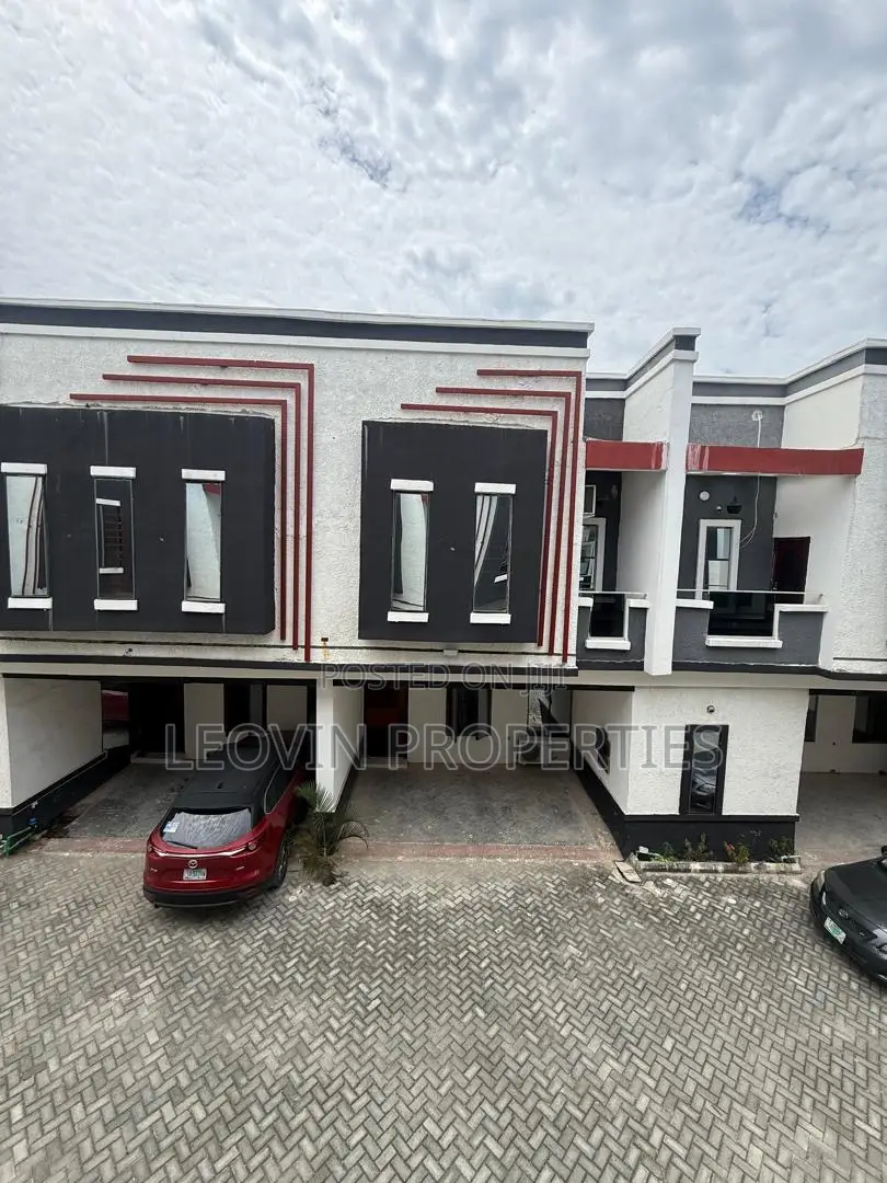 2bdrm Duplex in Lekki Phase 2 for sale