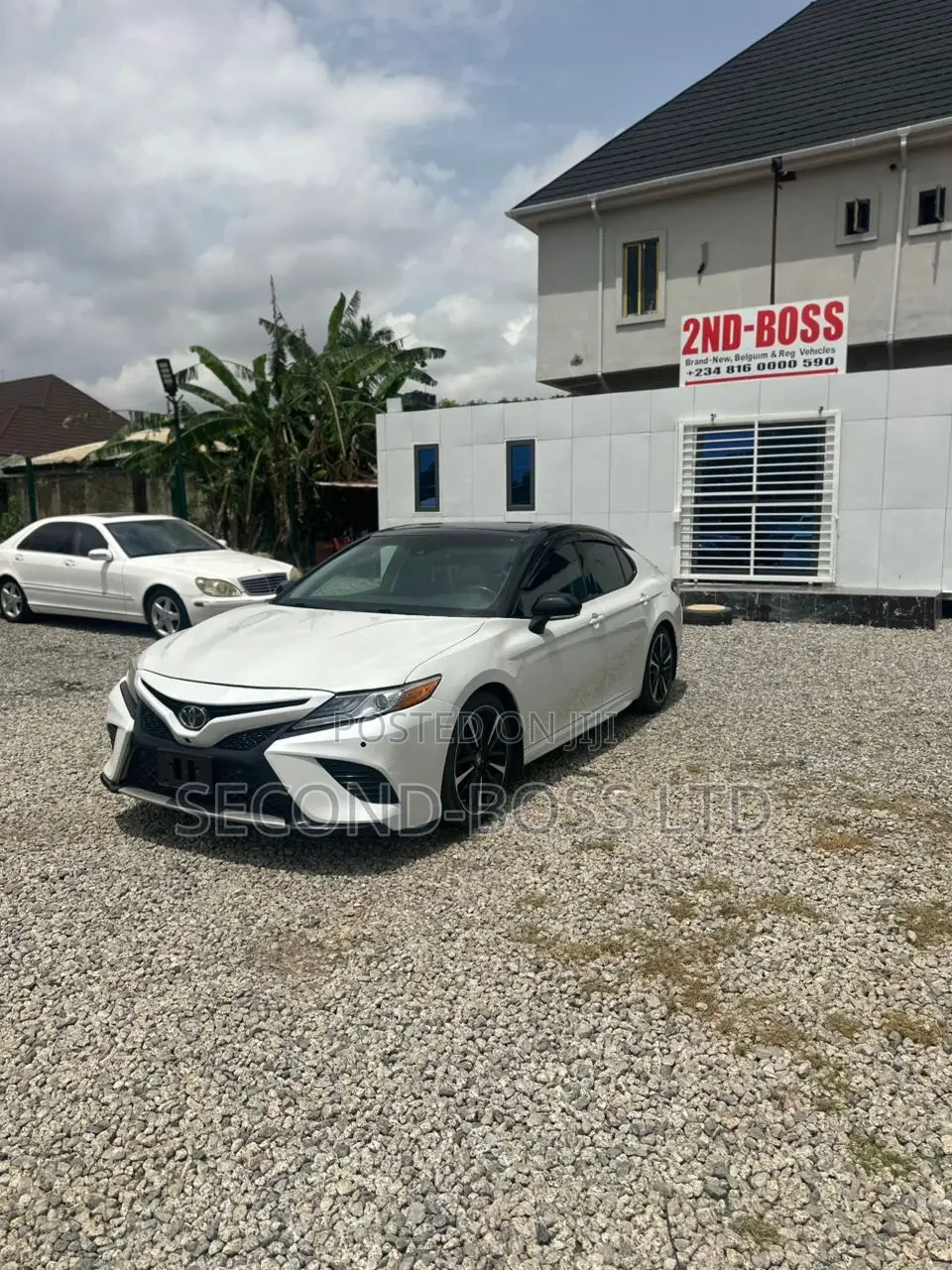 Toyota Camry XSE FWD 2020 White