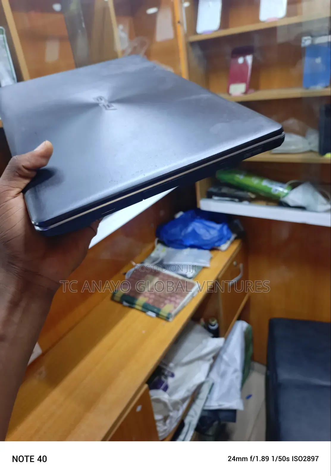 Laptop Asus X550LA 8GB Intel Core i5 HDD 500GB