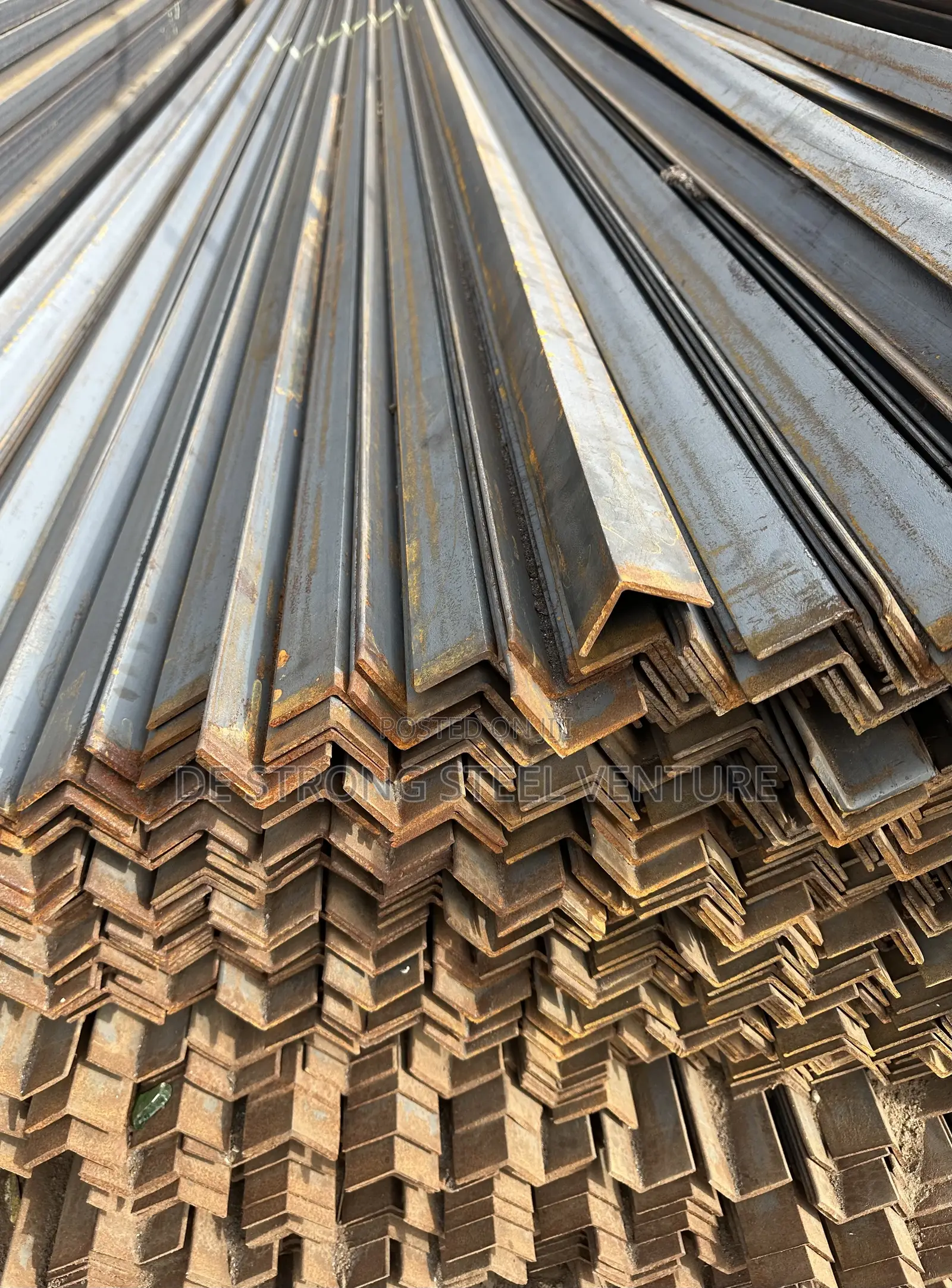 Equal Angle Bar