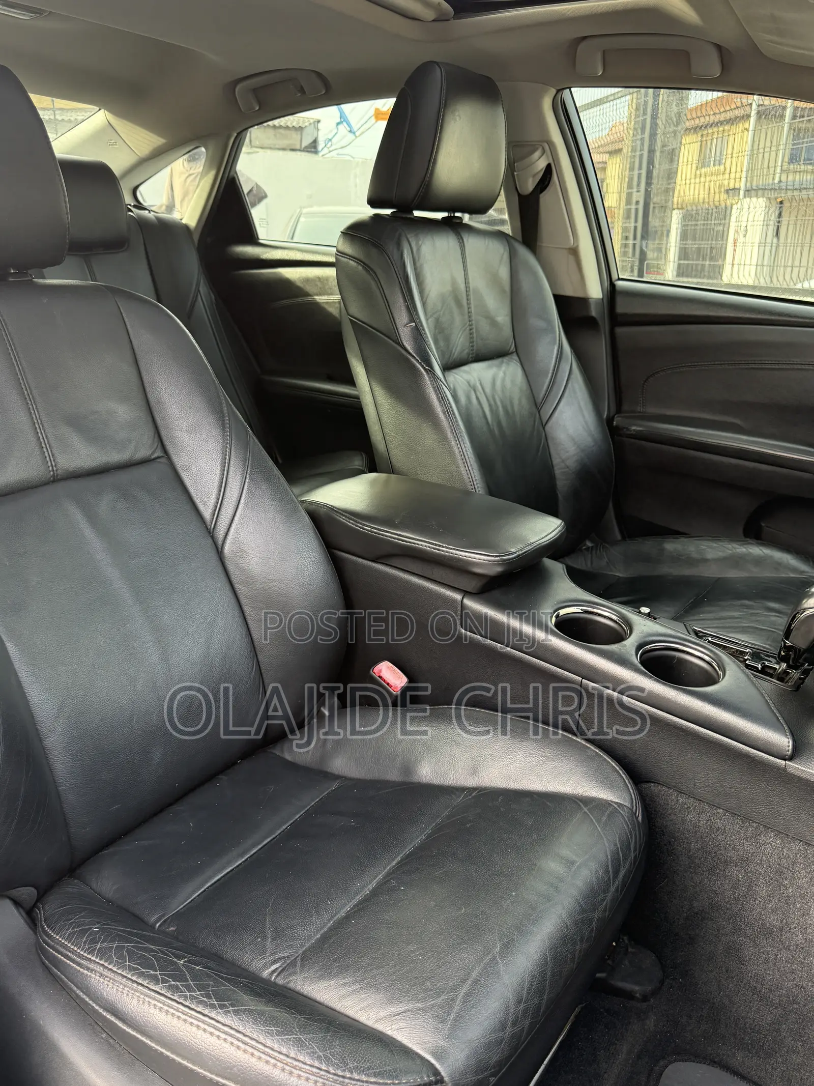 Toyota Avalon XLE Premium Sedan FWD (3.5L 6cyl 6A) 2013 White