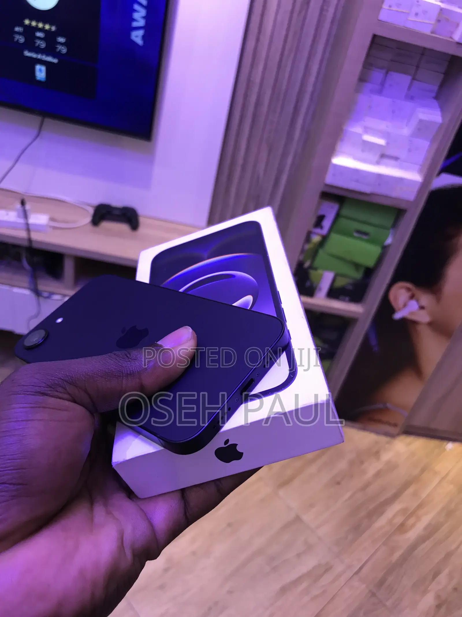 New Apple iPhone 16e 128 GB Black