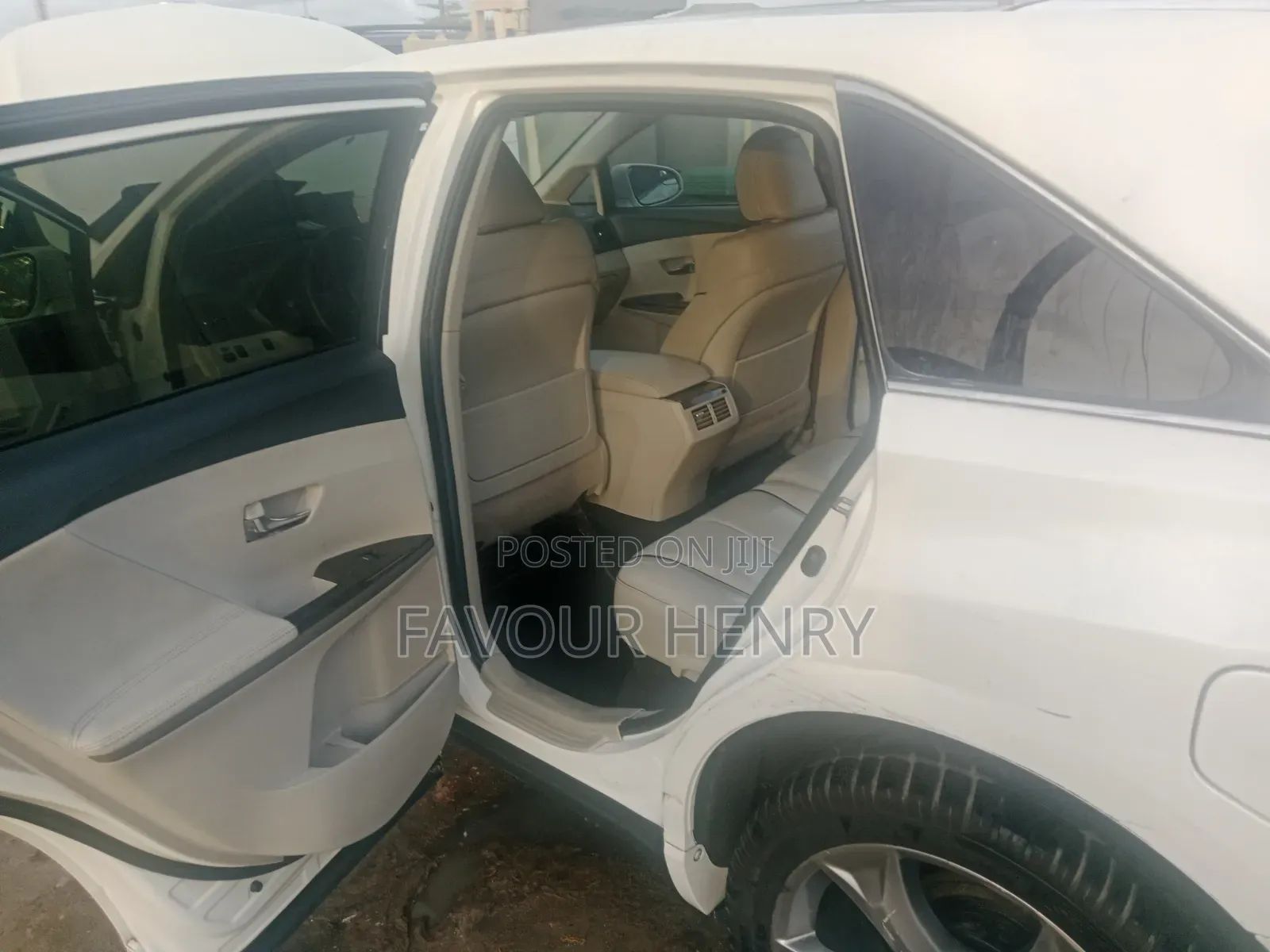 Toyota Venza Limited 2013 White
