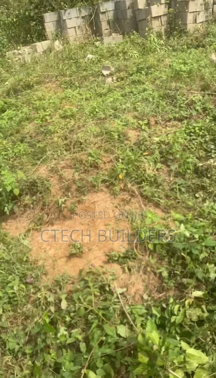 Cheap Estate Lands at Upper Airport Road