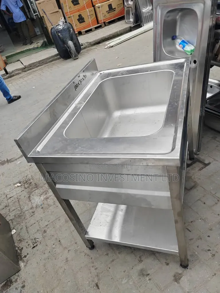 Commercial-Grade Free-Standing Stainless Steel Utility Sink 100cmx70cm