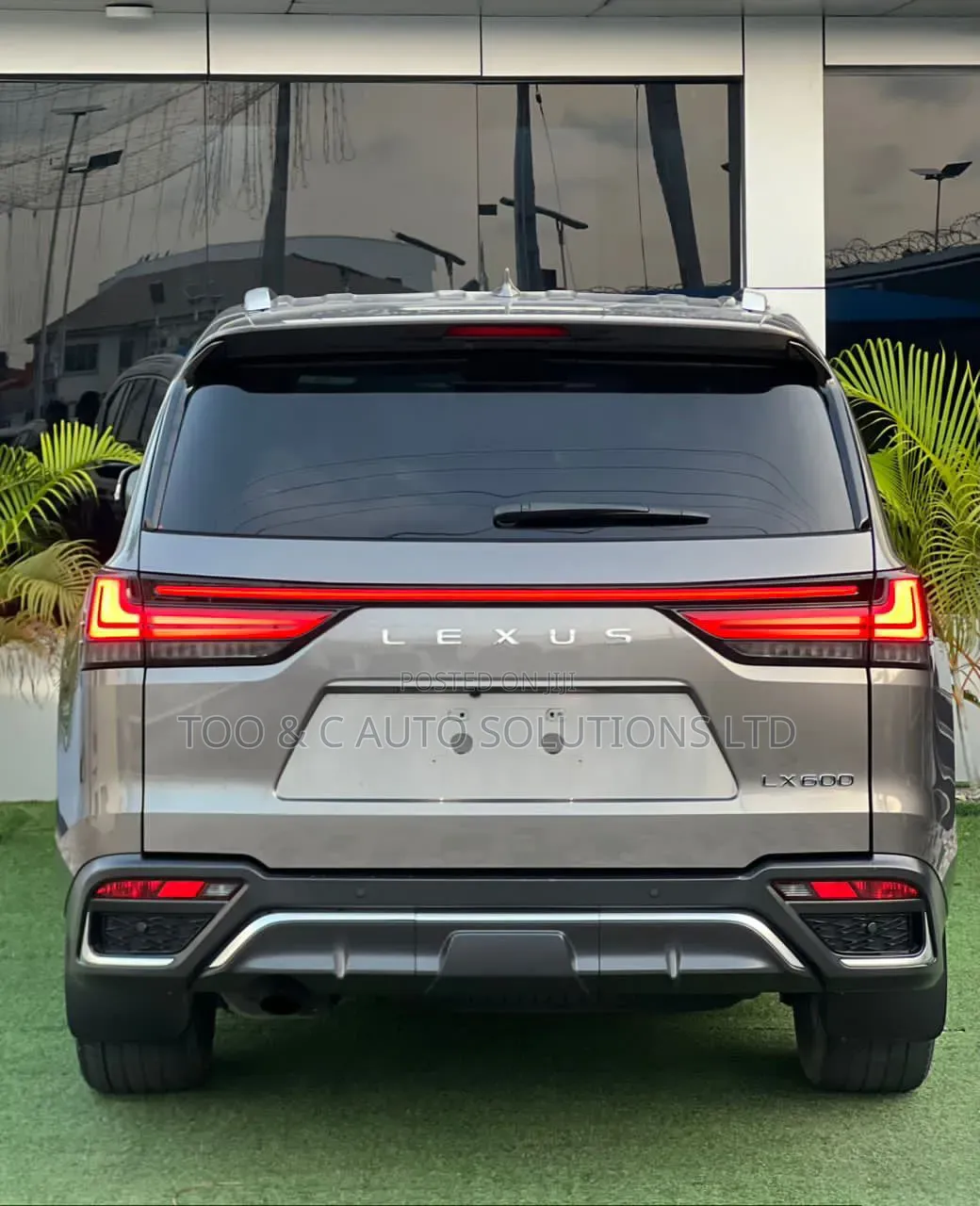 Lexus LX 600 2023 Gray