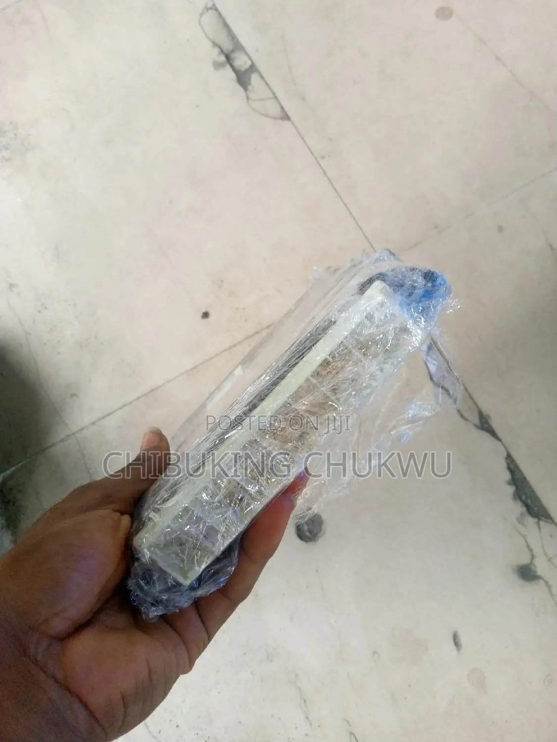 Toyota Land Cruiser Prado ECU Brainbox 89661-60w40.