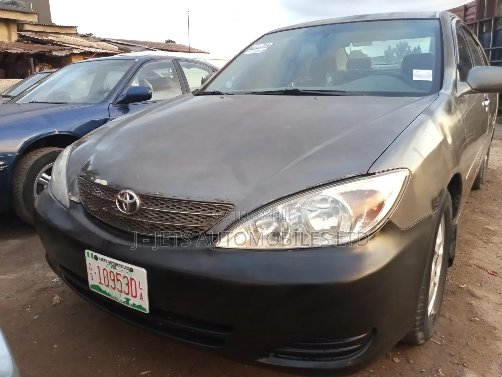 Toyota Camry LE 4dr Sedan (2.4L 4cyl 5M) 2004 Gray