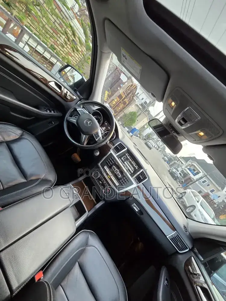 Mercedes-Benz M Class ML 350 4Matic 2013 Black
