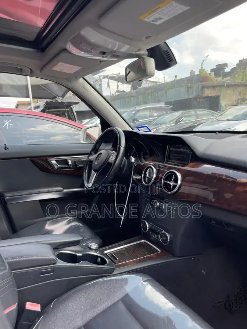 Mercedes-Benz GLK-Class 350 4MATIC 2013 White
