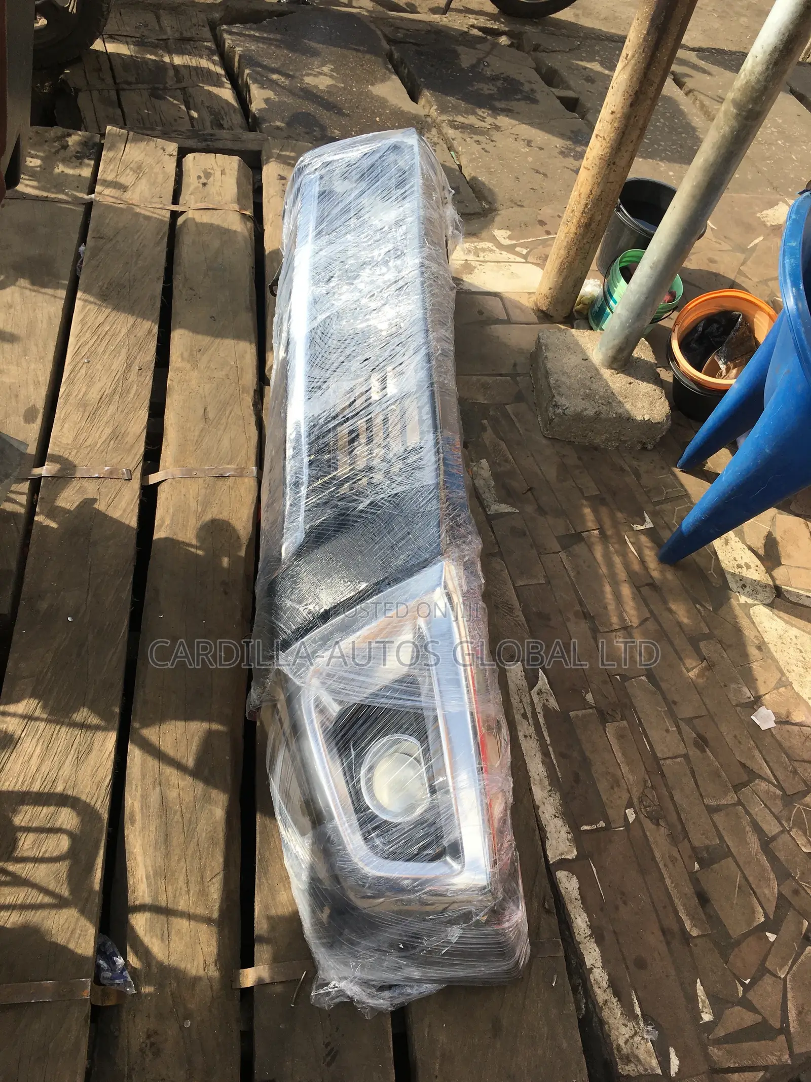 Front Iron Bumper Hilux 2015