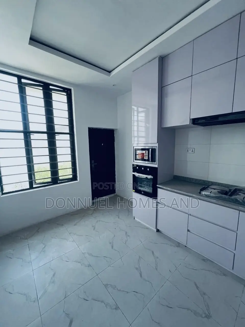 4bdrm Duplex in Ologolo for rent