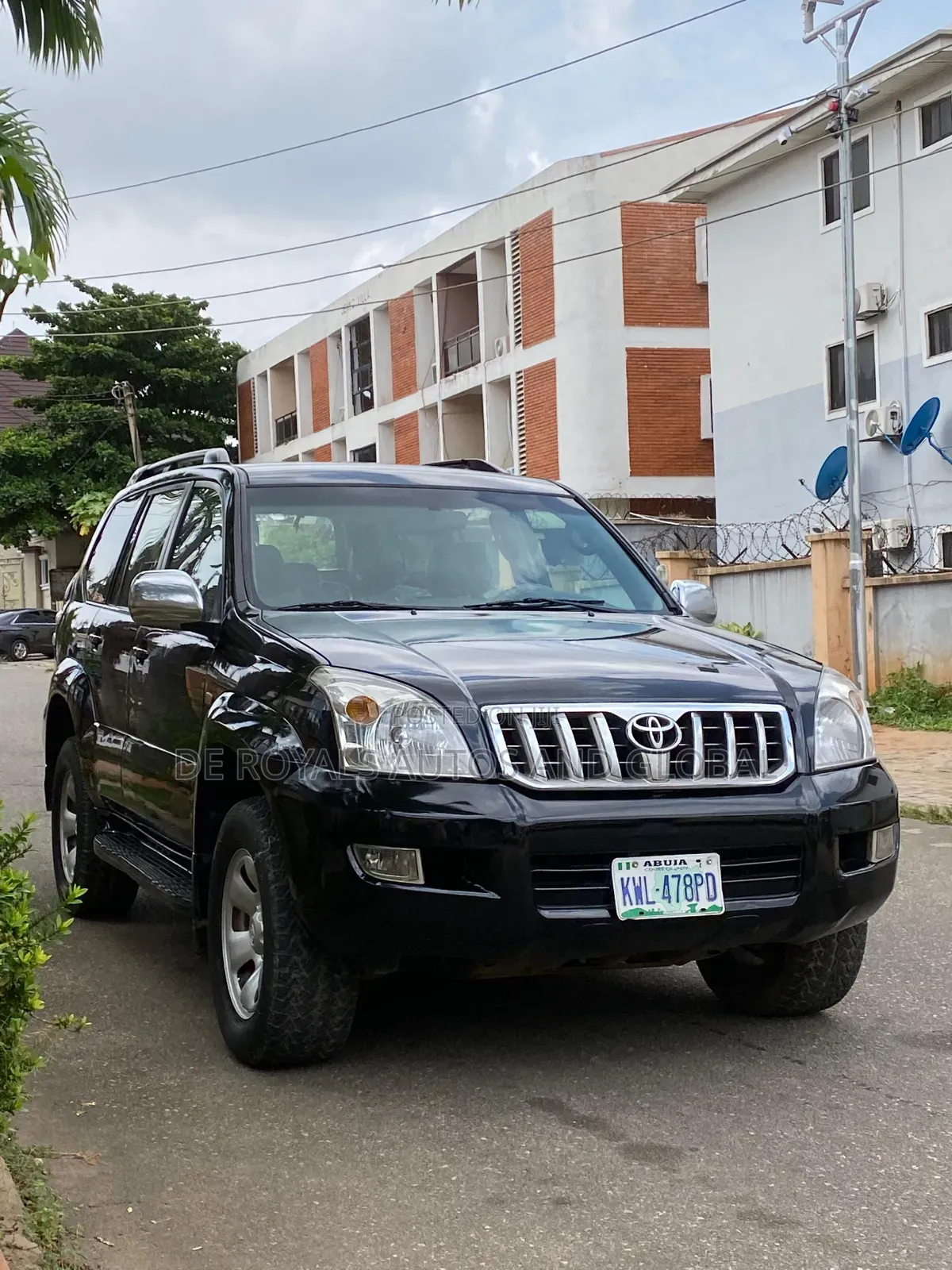 Toyota Land Cruiser Prado 2010 Black