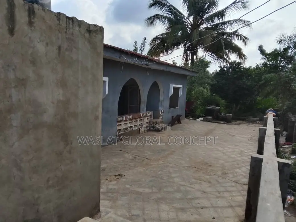 4bdrm Bungalow in Antakiti Estate, Osogbo for sale