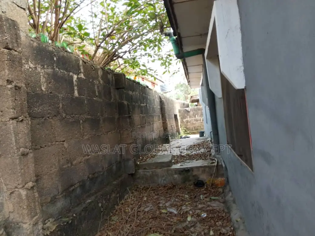 4bdrm Bungalow in Antakiti Estate, Osogbo for sale