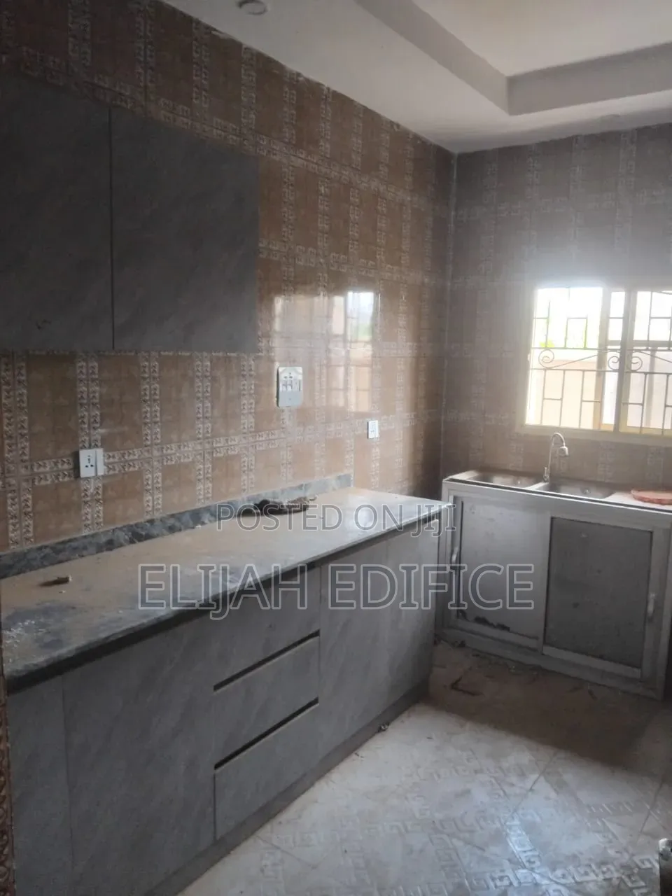 Furnished 2bdrm Block of Flats in Eleshin, Ijede / Ikorodu for rent
