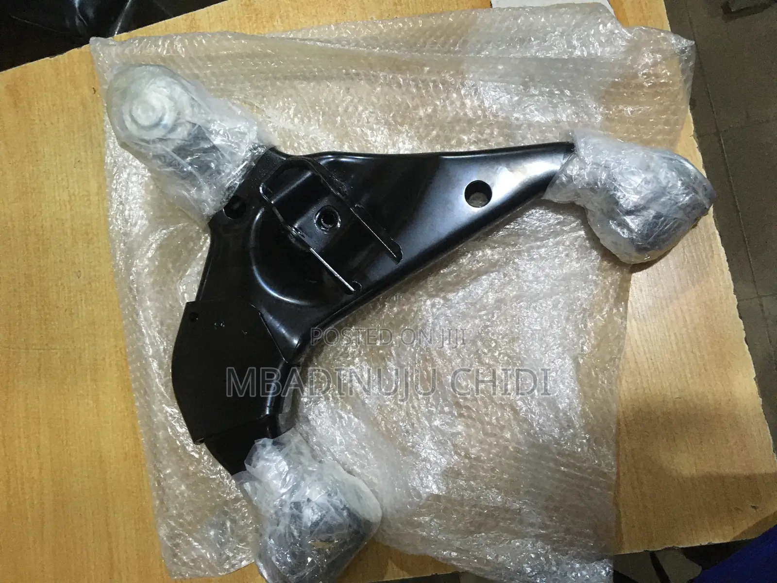 Lower Arm Hilux 2018
