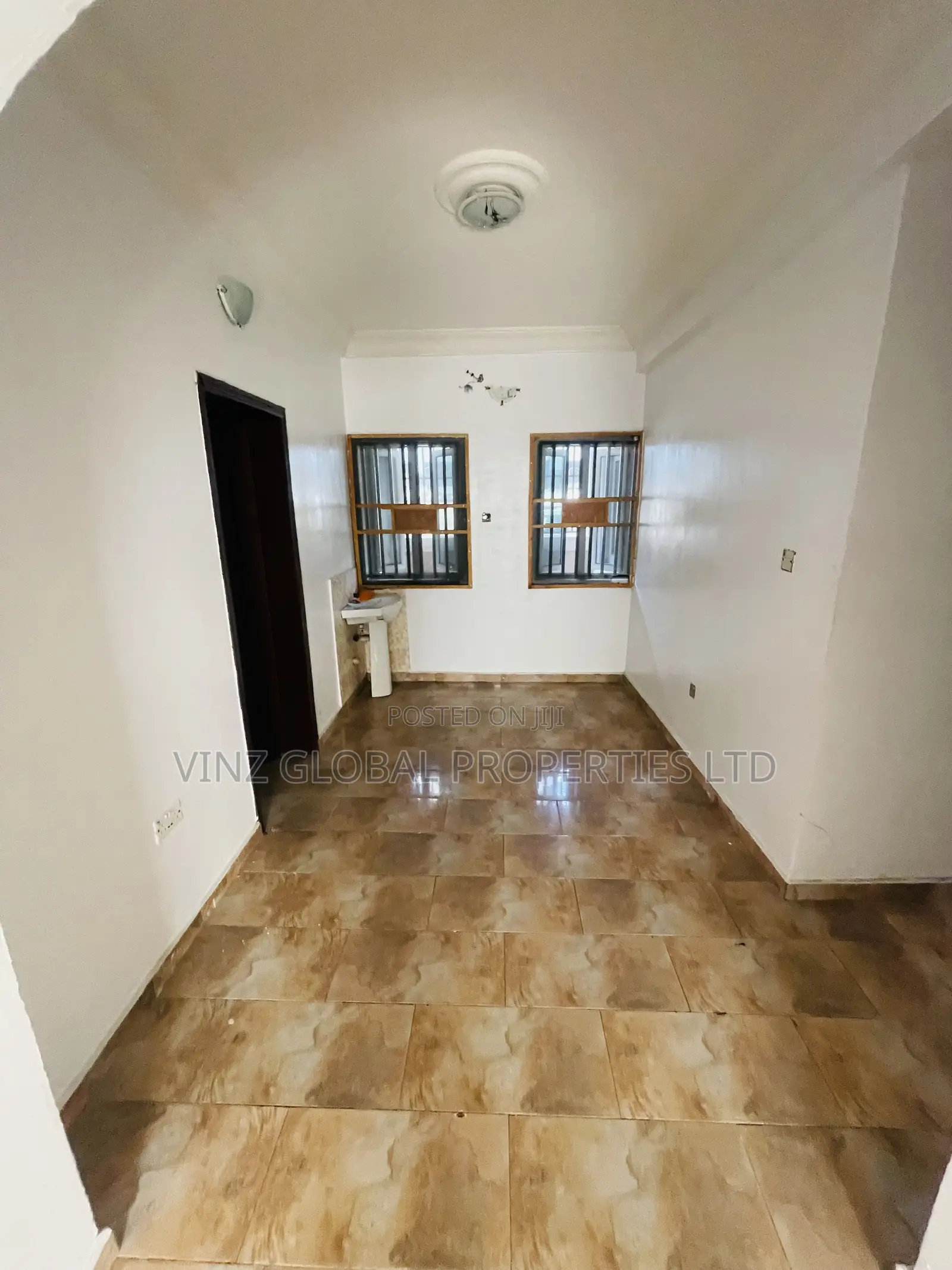 3bdrm Apartment in Lekki for rent