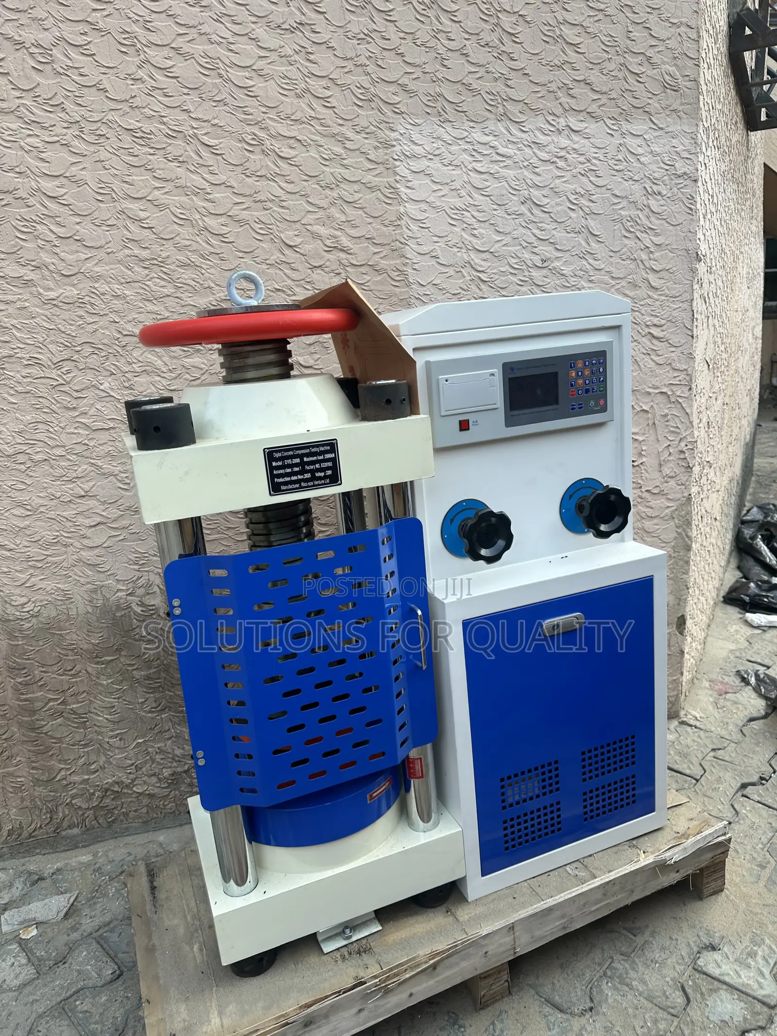 Digital Compression Testing Machine (2000kn)