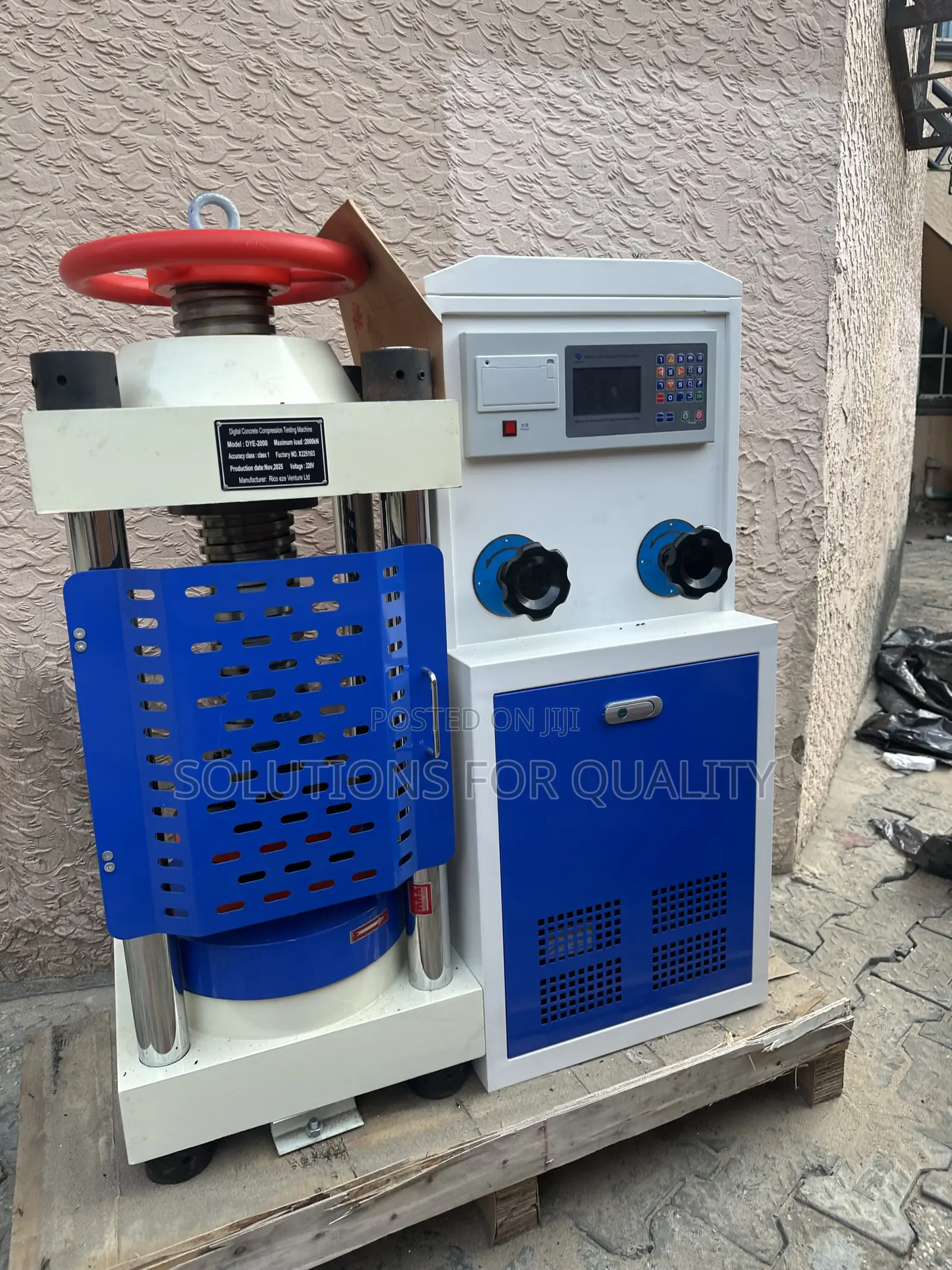 Digital Compression Testing Machine (2000kn)