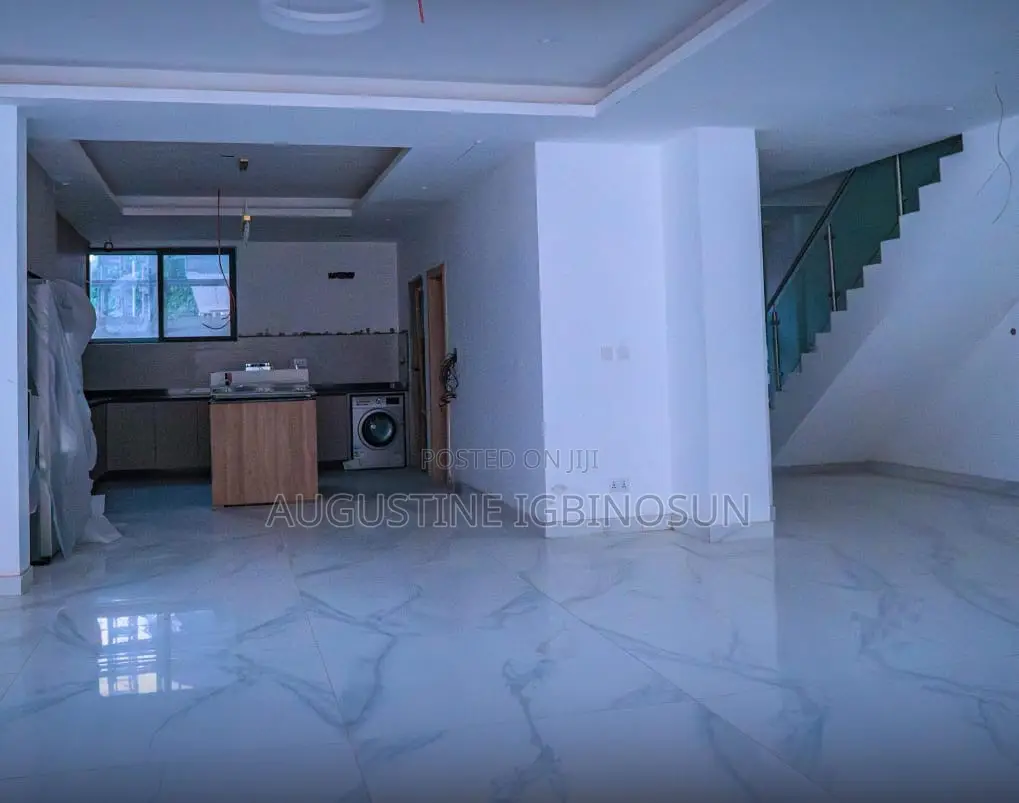 4bdrm Maisonette in Ikoyi for sale