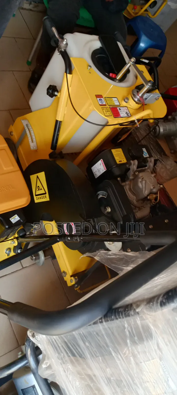 Asphalt Cutter Or Floor Saw Mf20